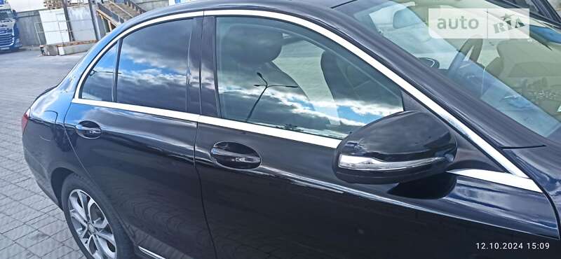 Седан Mercedes-Benz C-Class 2015 в Львове фото 17 Седан Mercedes-Benz C-Class 2015 в Львове