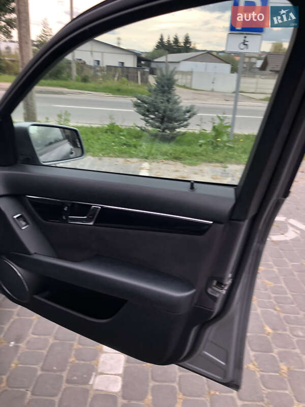 Универсал Mercedes-Benz C-Class 2010 в Трускавце