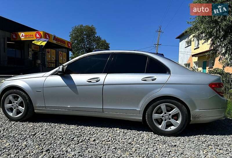 Седан Mercedes-Benz C-Class 2008 в Сокирянах