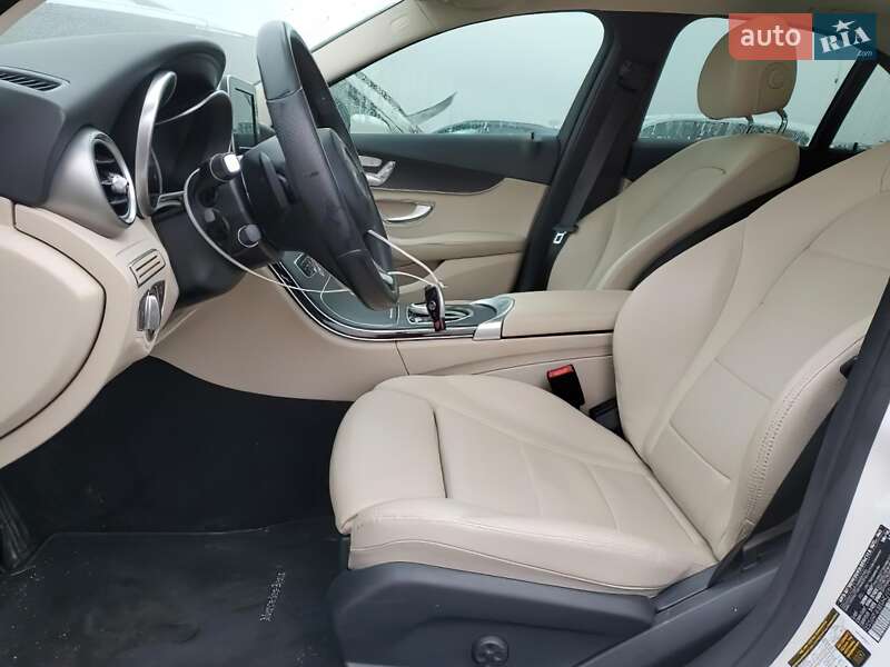 Седан Mercedes-Benz C-Class 2017 в Ужгороді