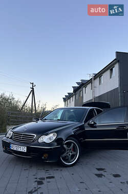 Седан Mercedes-Benz C-Class 2005 в Вигоді