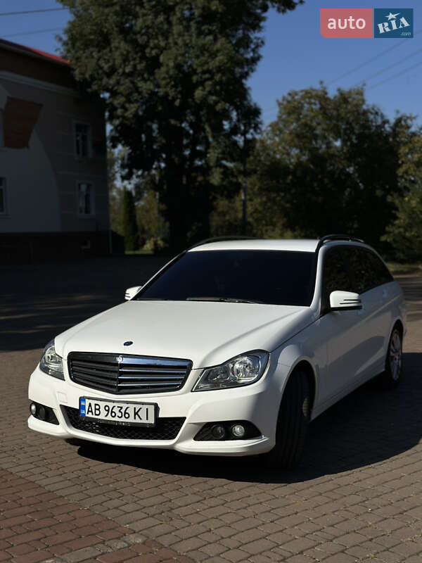 Универсал Mercedes-Benz C-Class 2012 в 
