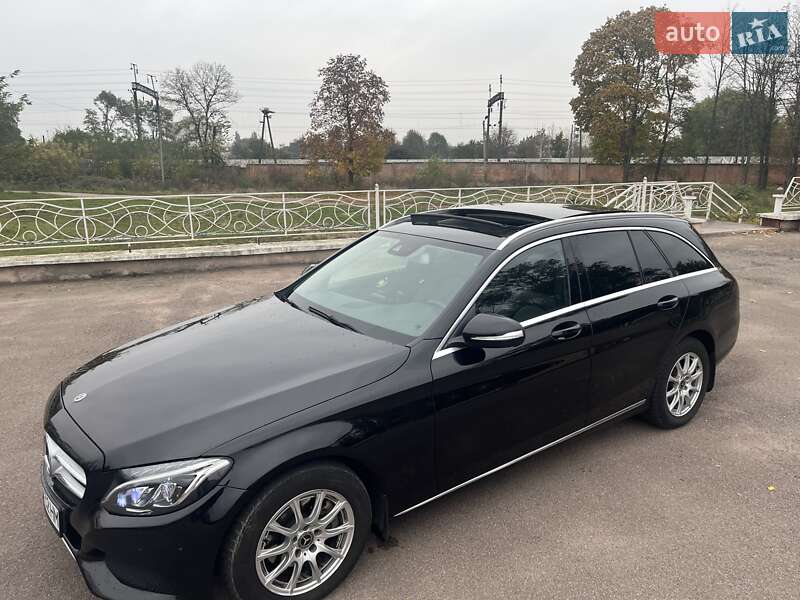 Универсал Mercedes-Benz C-Class 2015 в Коростене