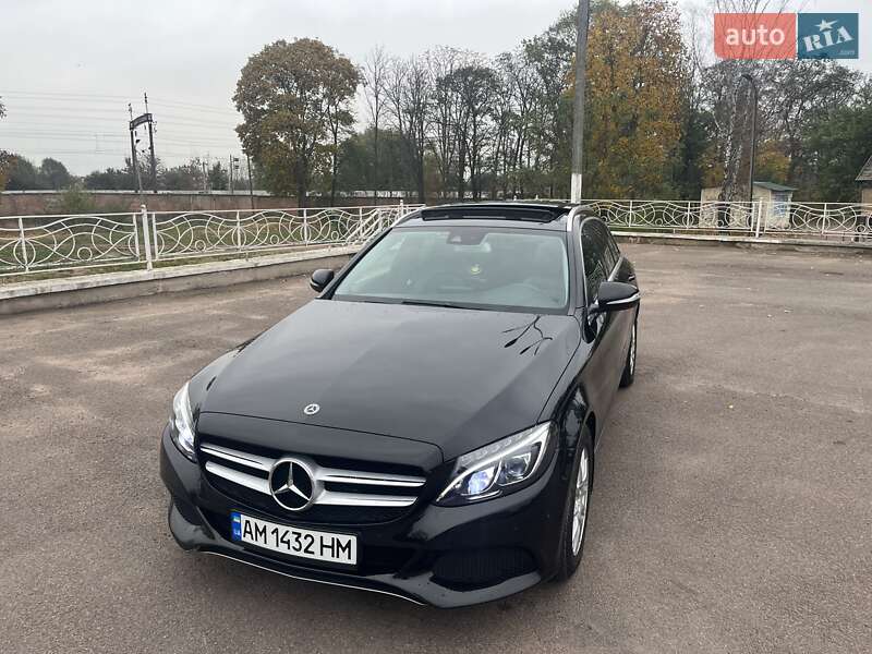 Универсал Mercedes-Benz C-Class 2015 в Коростене