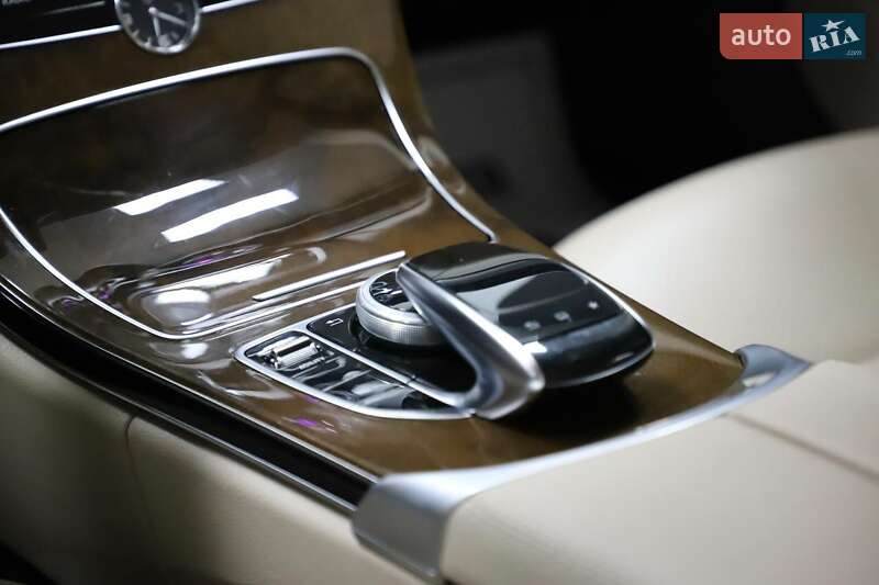 Седан Mercedes-Benz C-Class 2015 в Каменском