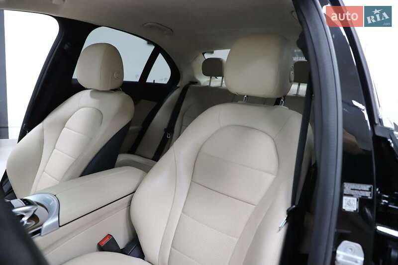 Седан Mercedes-Benz C-Class 2015 в Каменском