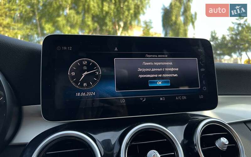 Седан Mercedes-Benz C-Class 2018 в Львові