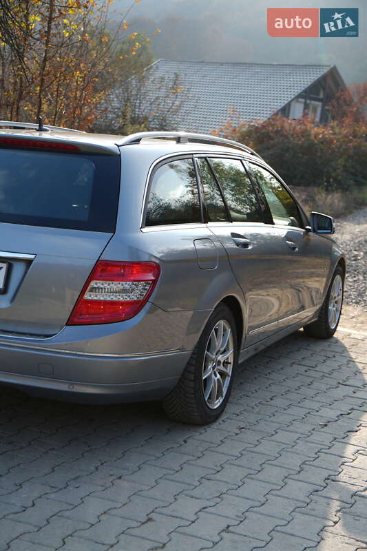 Универсал Mercedes-Benz C-Class 2008 в Хусте
