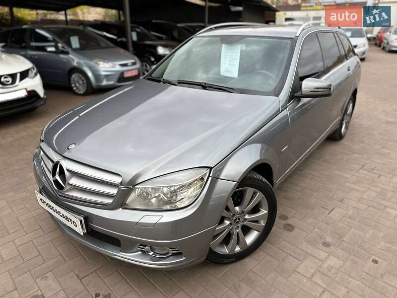 Универсал Mercedes-Benz C-Class 2010 в Кривом Роге