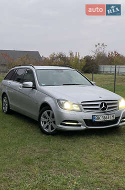 Универсал Mercedes-Benz C-Class 2011 в 