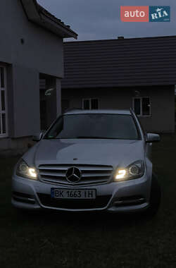 Универсал Mercedes-Benz C-Class 2011 в 