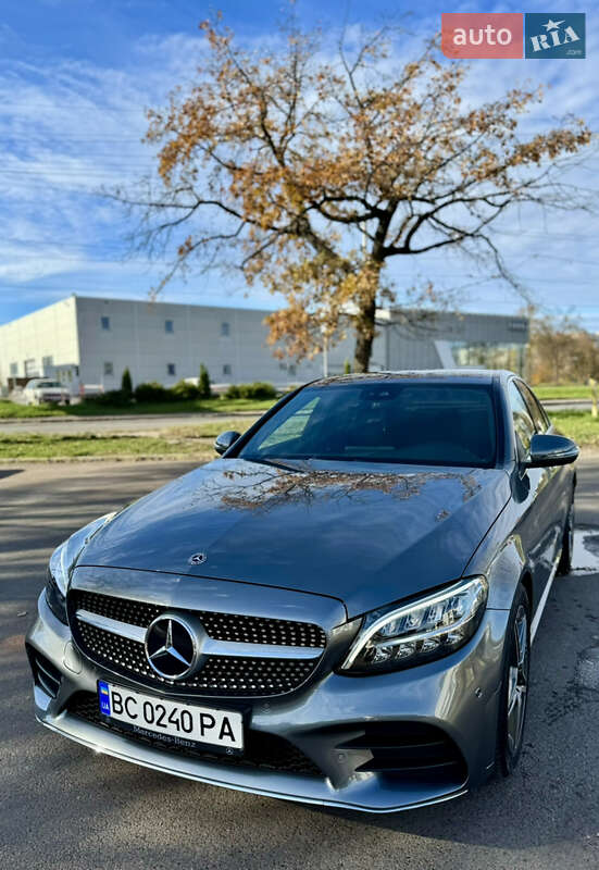 Седан Mercedes-Benz C-Class 2019 в Львові
