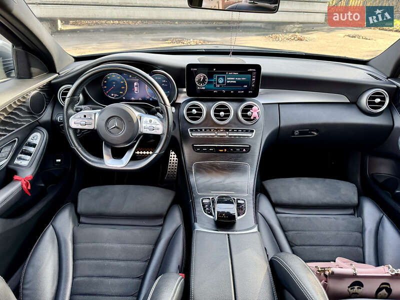 Седан Mercedes-Benz C-Class 2019 в Львові