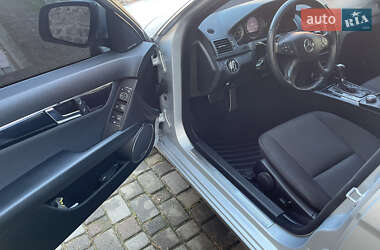 Седан Mercedes-Benz C-Class 2007 в Ивано-Франковске