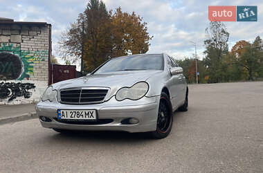 Седан Mercedes-Benz C-Class 2001 в Києві