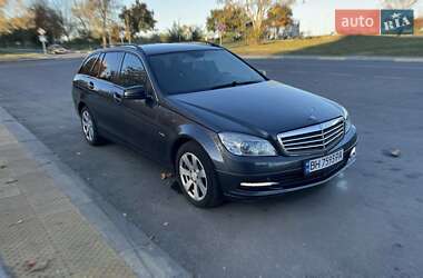 Універсал Mercedes-Benz C-Class 2010 в Южному