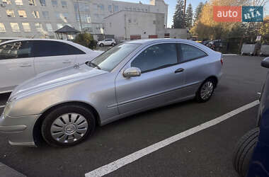 Купе Mercedes-Benz C-Class 2004 в 