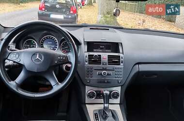 Универсал Mercedes-Benz C-Class 2010 в 