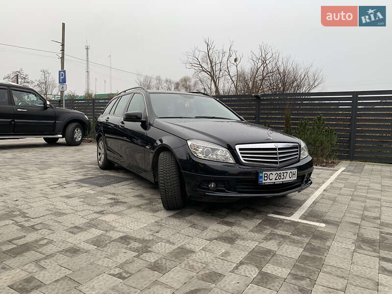Универсал Mercedes-Benz C-Class 2009 в Каменке-Бугской
