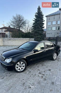 Седан Mercedes-Benz C-Class 2003 в Бродах