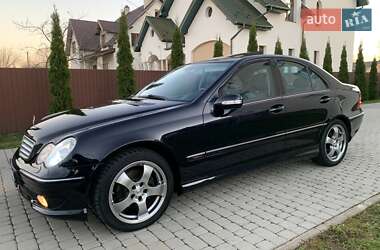 Седан Mercedes-Benz C-Class 2005 в Івано-Франківську