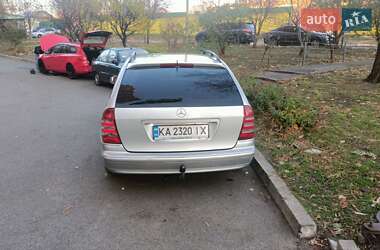 Універсал Mercedes-Benz C-Class 2002 в 