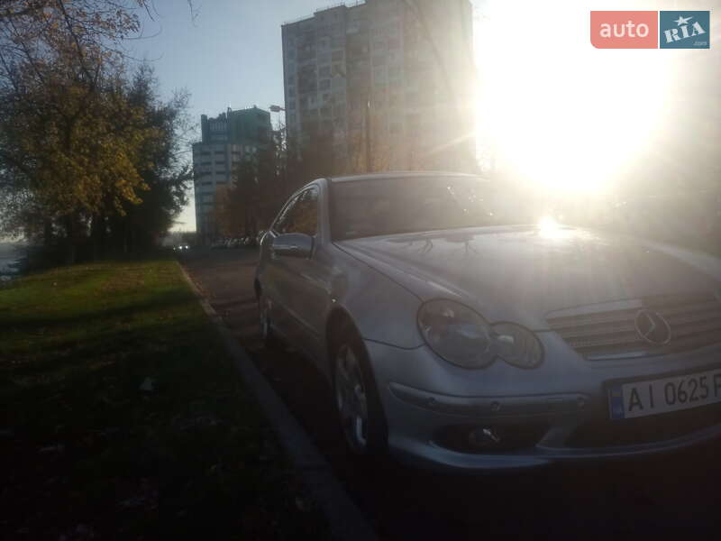 Купе Mercedes-Benz C-Class 2006 в Украинке