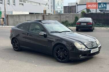 Купе Mercedes-Benz C-Class 2002 в Харькове