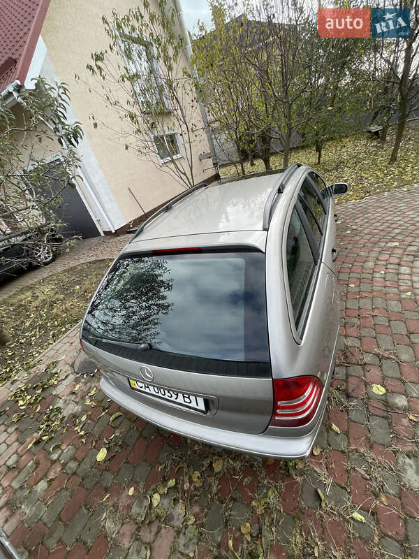 Универсал Mercedes-Benz C-Class 2004 в Черкассах