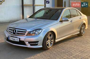 Седан Mercedes-Benz C-Class 2011 в Кременці