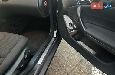 Універсал Mercedes-Benz C-Class 2005 в 