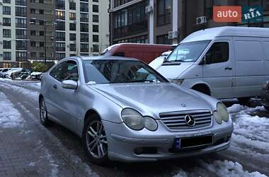 Купе Mercedes-Benz C-Class 2002 в Киеве