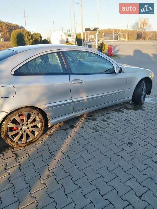 Седан Mercedes-Benz C-Class 2002 в Глибокій