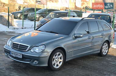 Універсал Mercedes-Benz C-Class 2005 в Бердичеві