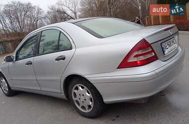 Седан Mercedes-Benz C-Class 2001 в Дніпрі