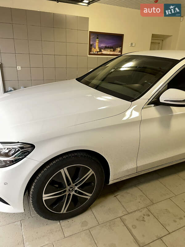 Седан Mercedes-Benz C-Class 2018 в Києві