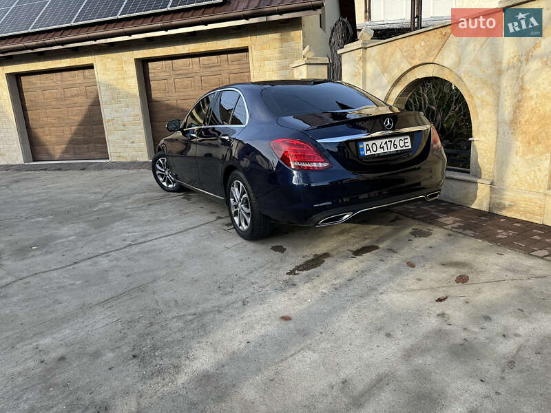 Седан Mercedes-Benz C-Class 2016 в Солотвине