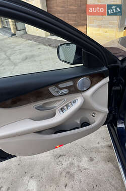 Седан Mercedes-Benz C-Class 2016 в 