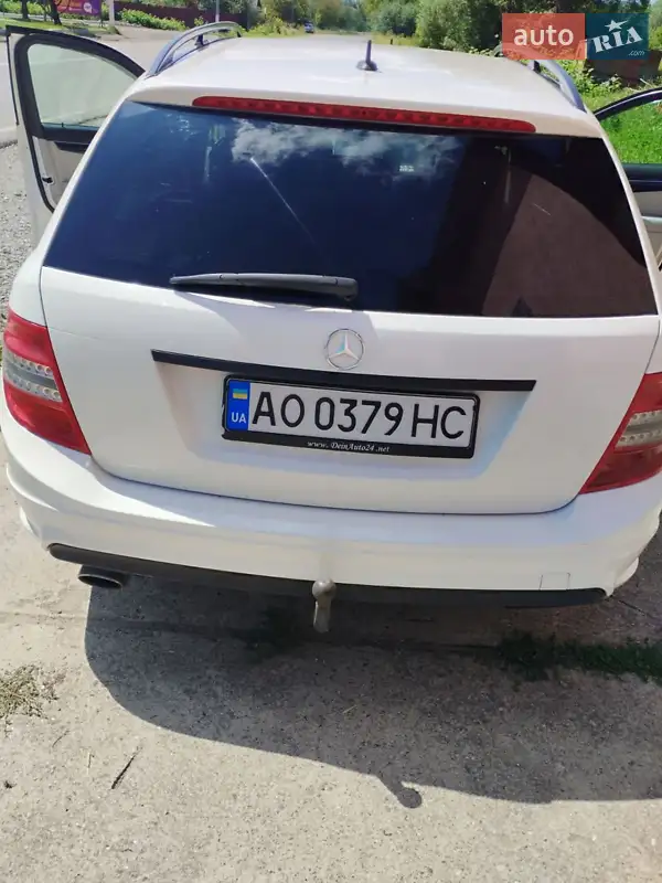 Mercedes-Benz C-Class