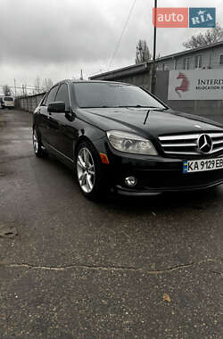 Седан Mercedes-Benz C-Class 2010 в Києві