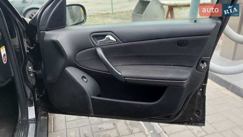 Универсал Mercedes-Benz C-Class 2007 в Запорожье