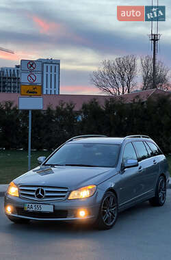 Универсал Mercedes-Benz C-Class 2008 в 