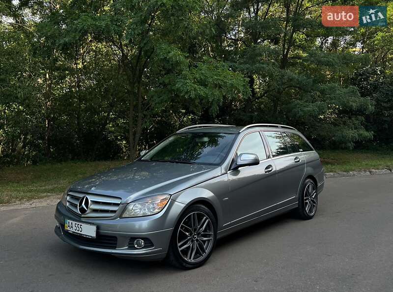 Універсал Mercedes-Benz C-Class 2008 в Києві