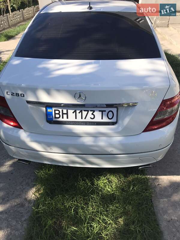 Седан Mercedes-Benz C-Class 2008 в Арцизе
