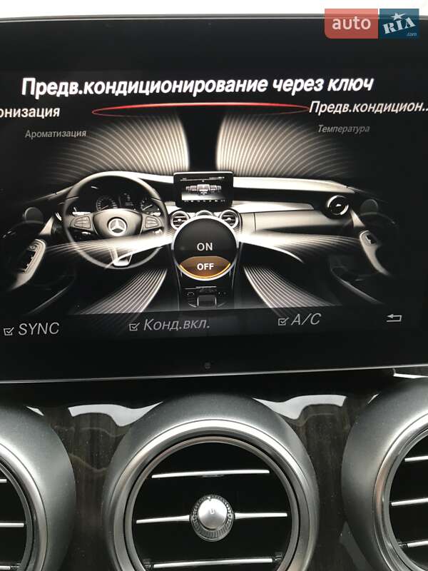 Седан Mercedes-Benz C-Class 2015 в Львові