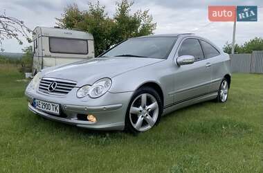 Універсал Mercedes-Benz C-Class 2002 в Дніпрі