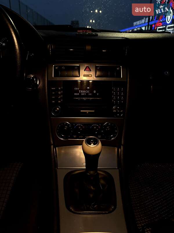 Купе Mercedes-Benz C-Class 2005 в Гайвороне