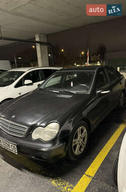 Седан Mercedes-Benz C-Class 2001 в Луцьку