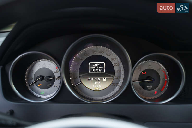 Універсал Mercedes-Benz C-Class 2012 в Івано-Франківську