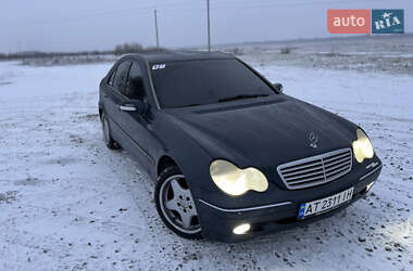 Седан Mercedes-Benz C-Class 2002 в Івано-Франківську